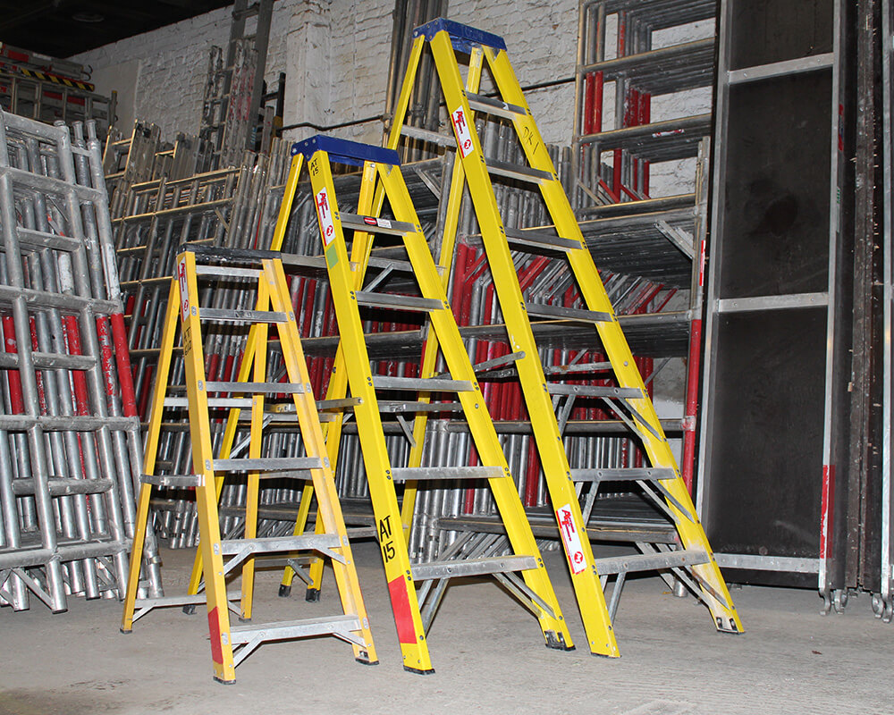 Multiple step ladder sizes